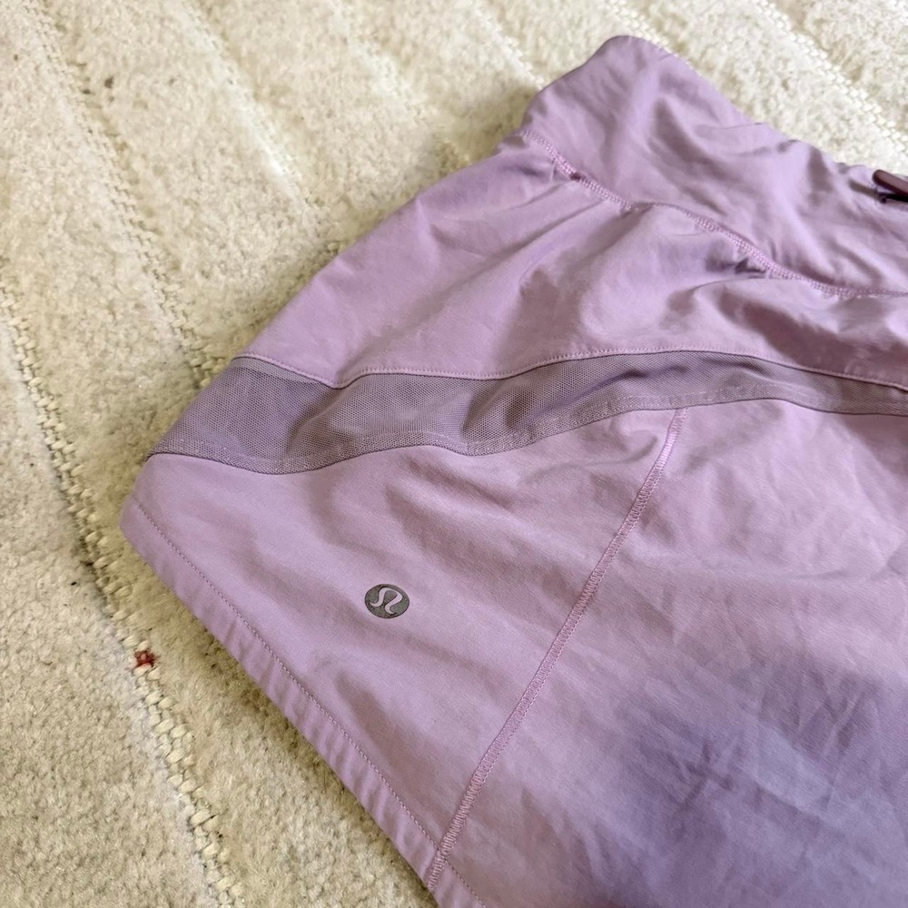 Lululemon athletic lilac hotty short size 28"Sportswear Activewear Workout